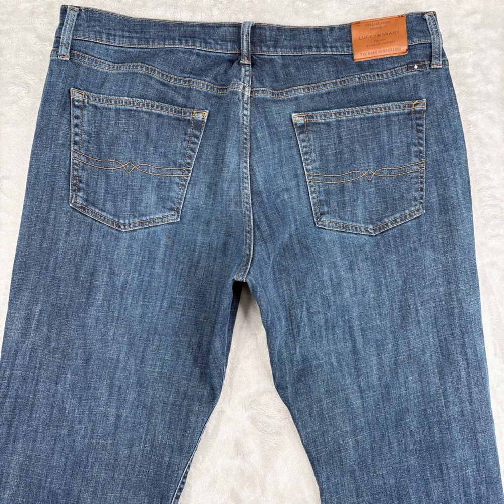 Lucky Brand Jeans Mens 40x30 (Fits 39x29.5) Blue 221 Straight Stretch‎ Classic